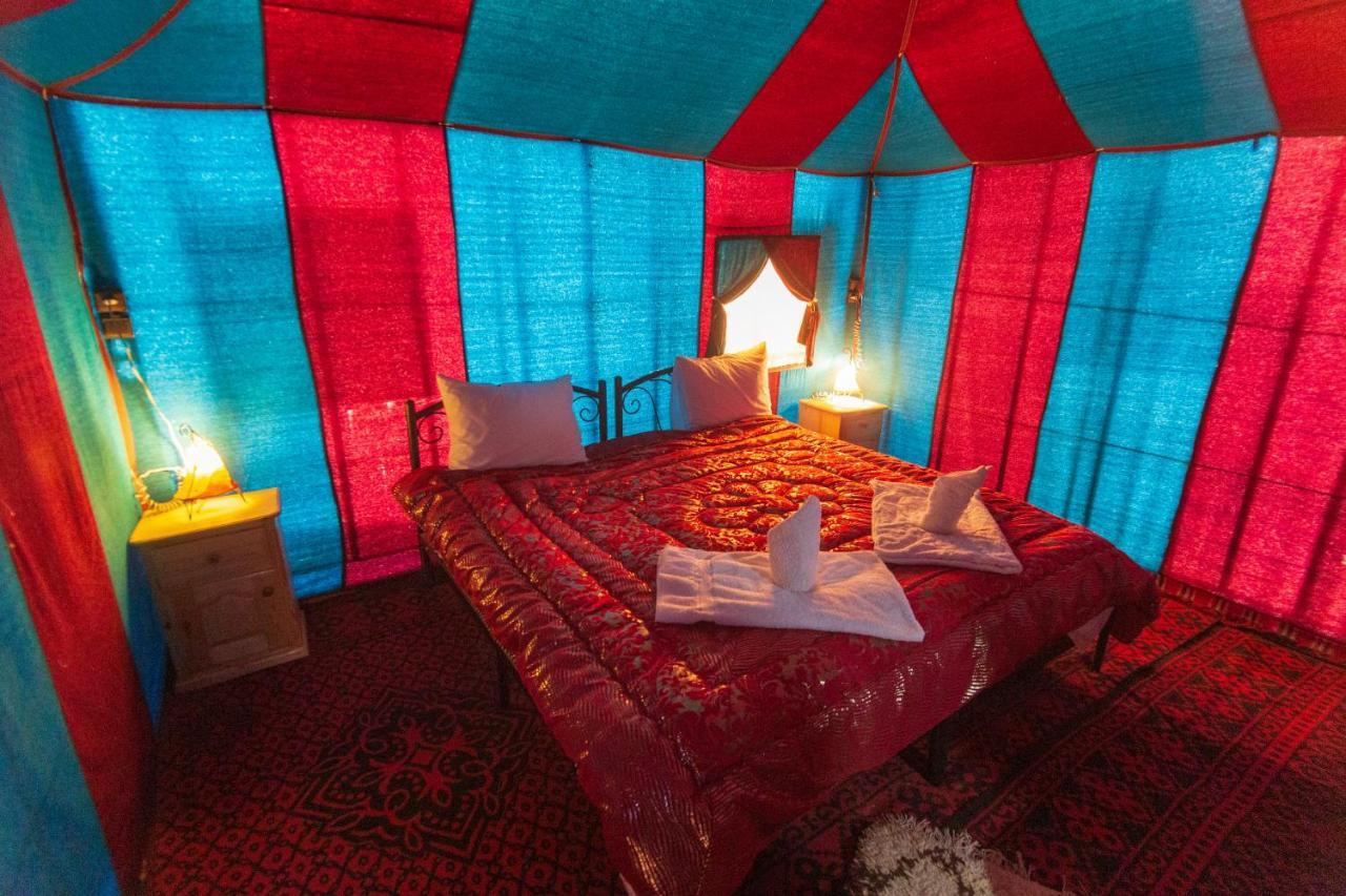 فندق Merzouga Traditional Tents With Heating المظهر الخارجي الصورة