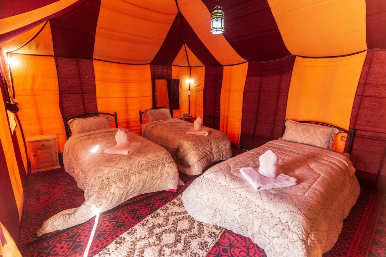 فندق Merzouga Traditional Tents With Heating المظهر الخارجي الصورة