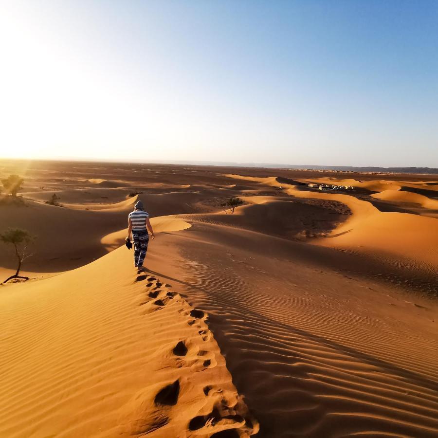 فندق Merzouga Traditional Tents With Heating المظهر الخارجي الصورة