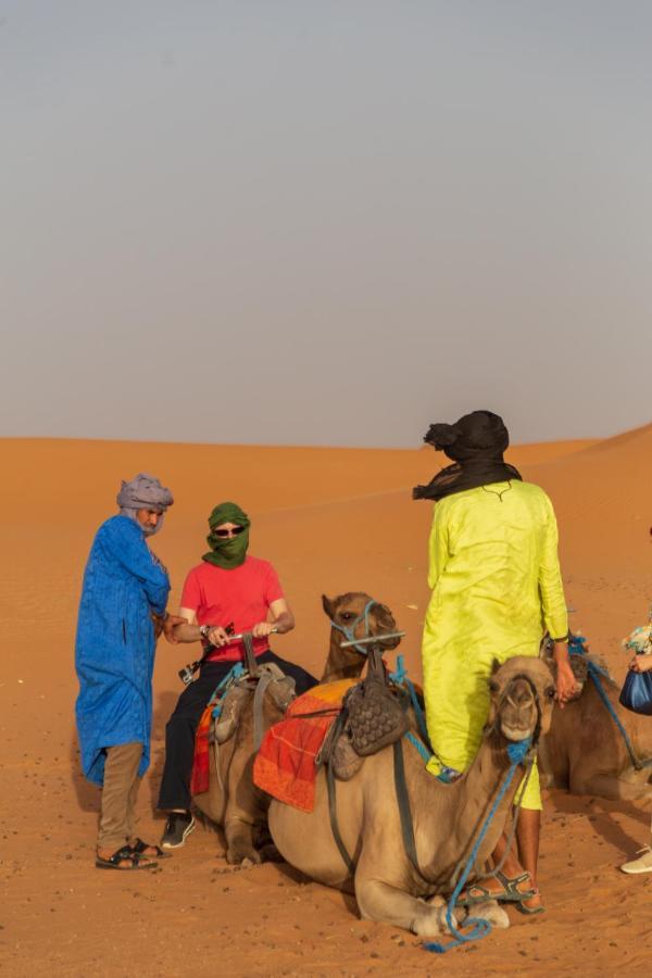 فندق Merzouga Traditional Tents With Heating المظهر الخارجي الصورة