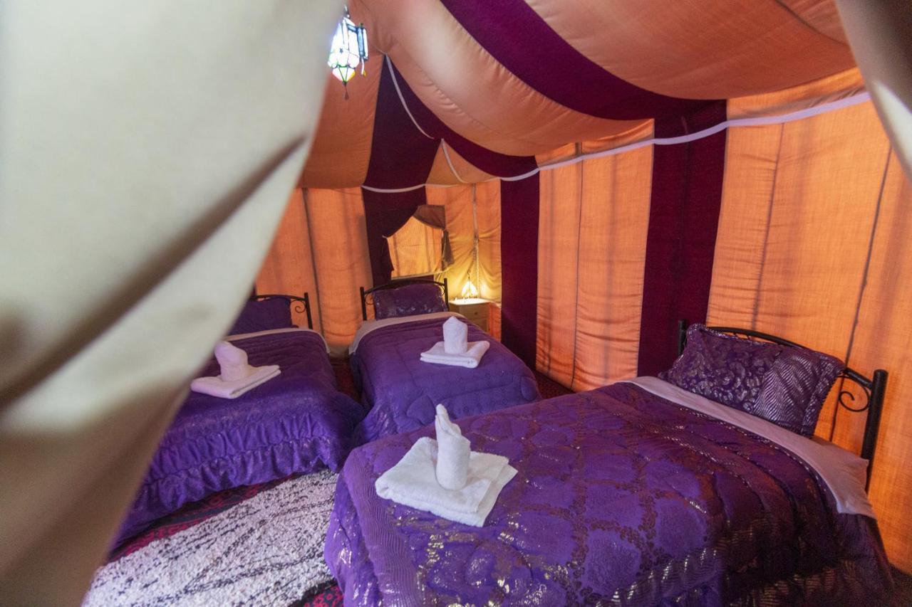 فندق Merzouga Traditional Tents With Heating المظهر الخارجي الصورة